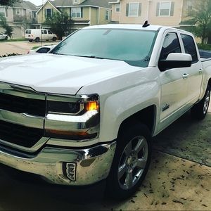 Meet your Posher, Chris